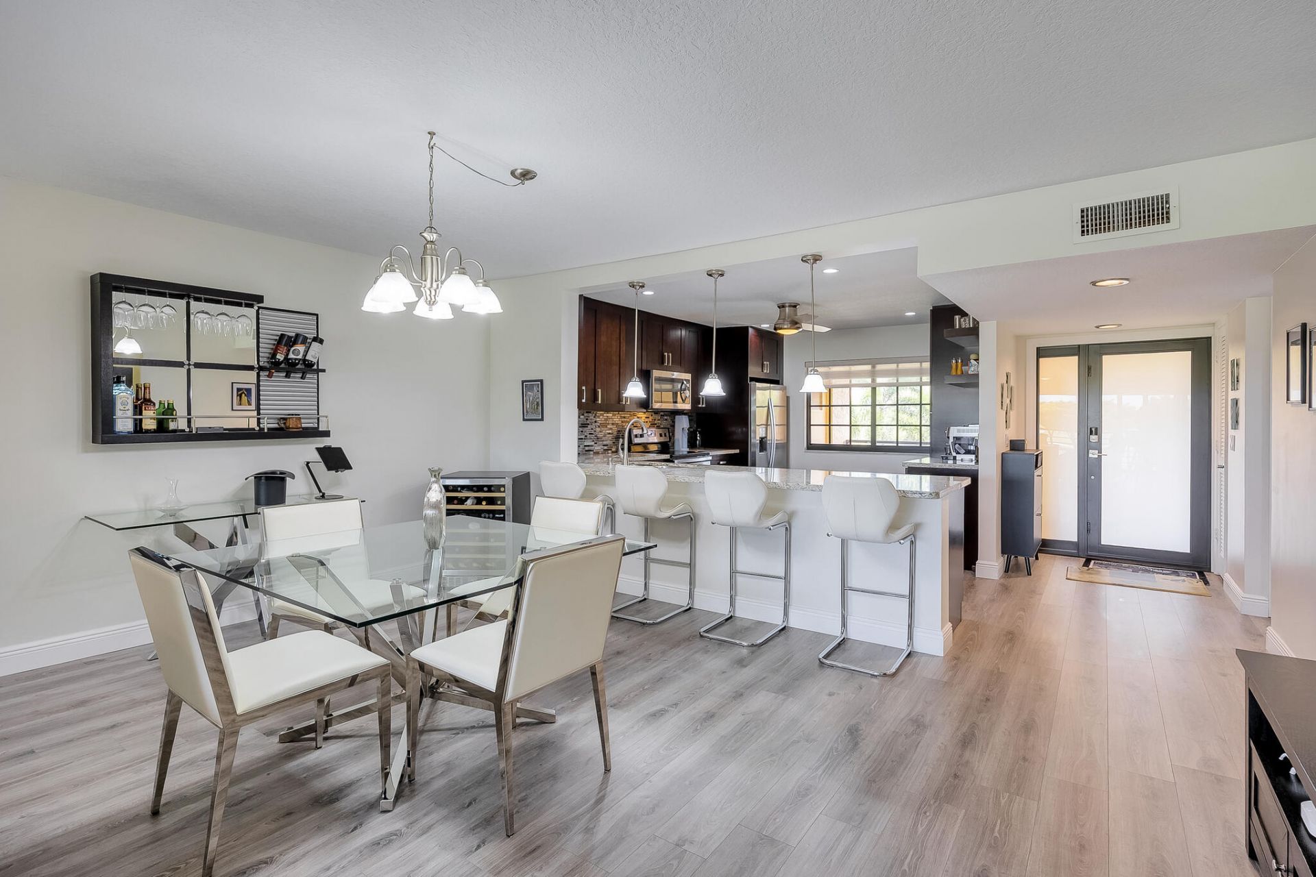 11291 Aspen Glen Drive, Unit 202, Boynton Beach, FL 33437 Photo