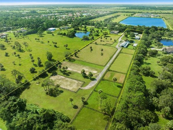 8530 8th Street, Vero Beach, FL 32968