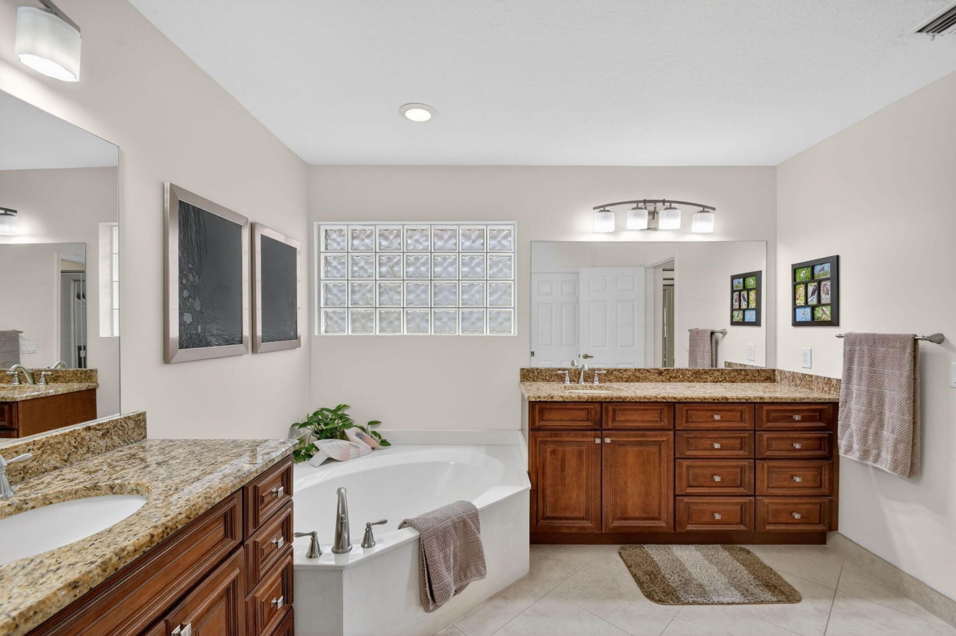 6745 Sun River Road, Boynton Beach, FL 33437 Photo