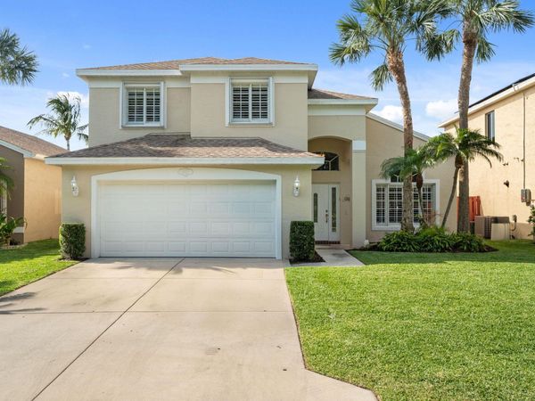 4620 SE Winter Haven Court, Stuart, FL 34997