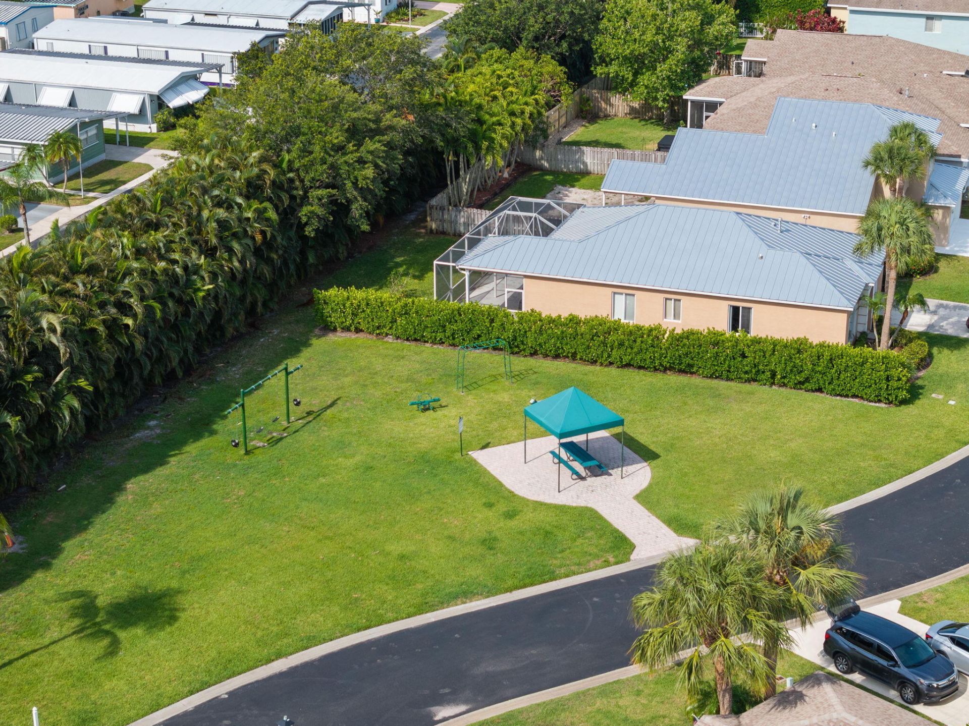 4620 SE Winter Haven Court, Stuart, FL 34997 Photo