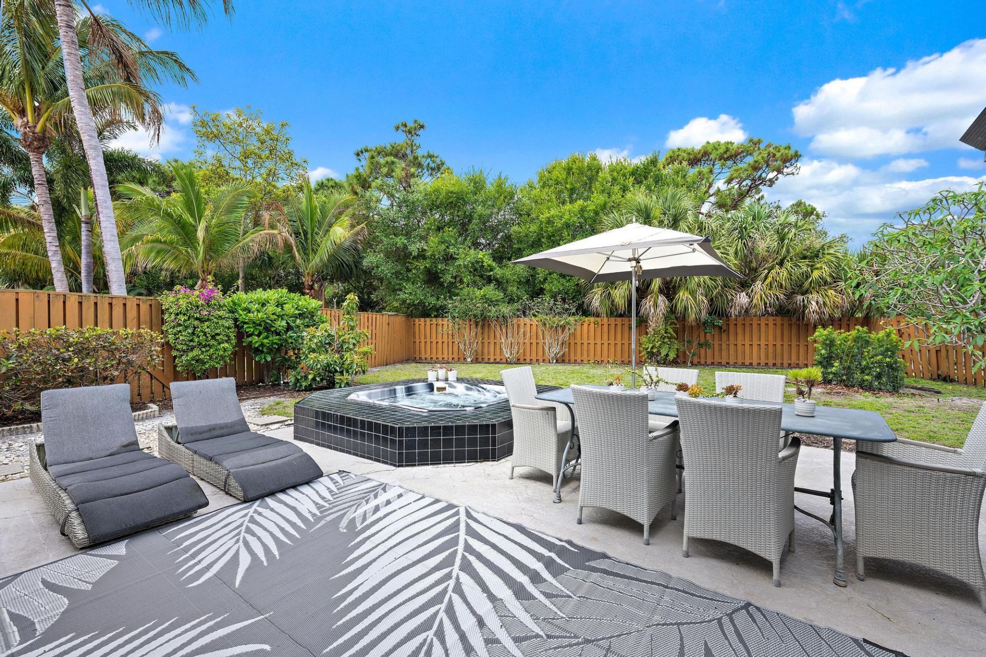 2596 La Cristal Circle, Palm Beach Gardens, FL 33410 Photo