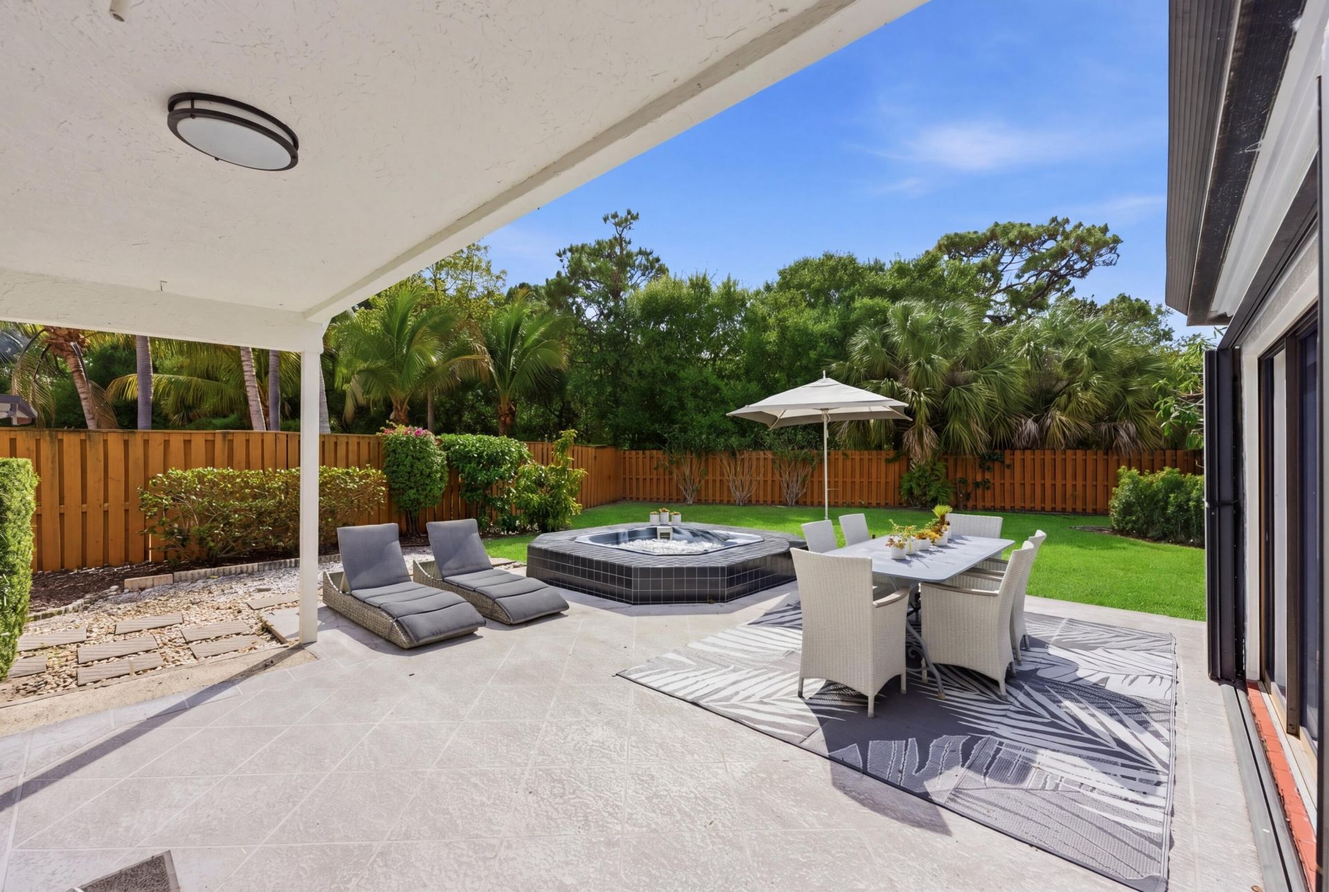 2596 La Cristal Circle, Palm Beach Gardens, FL 33410 Photo
