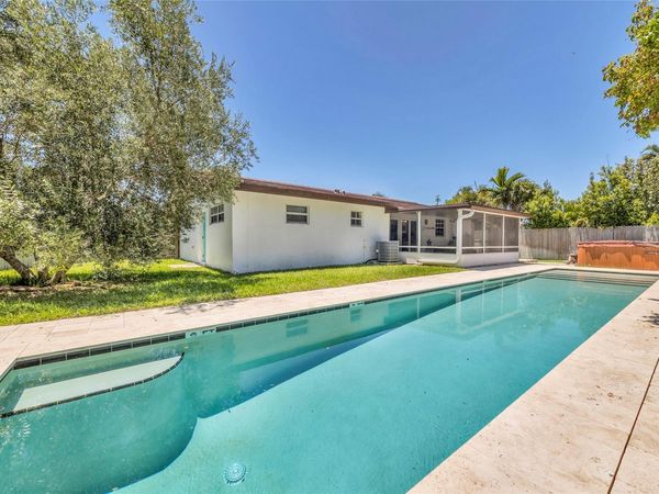 3213 Dover Road, Pompano Beach, FL 33062