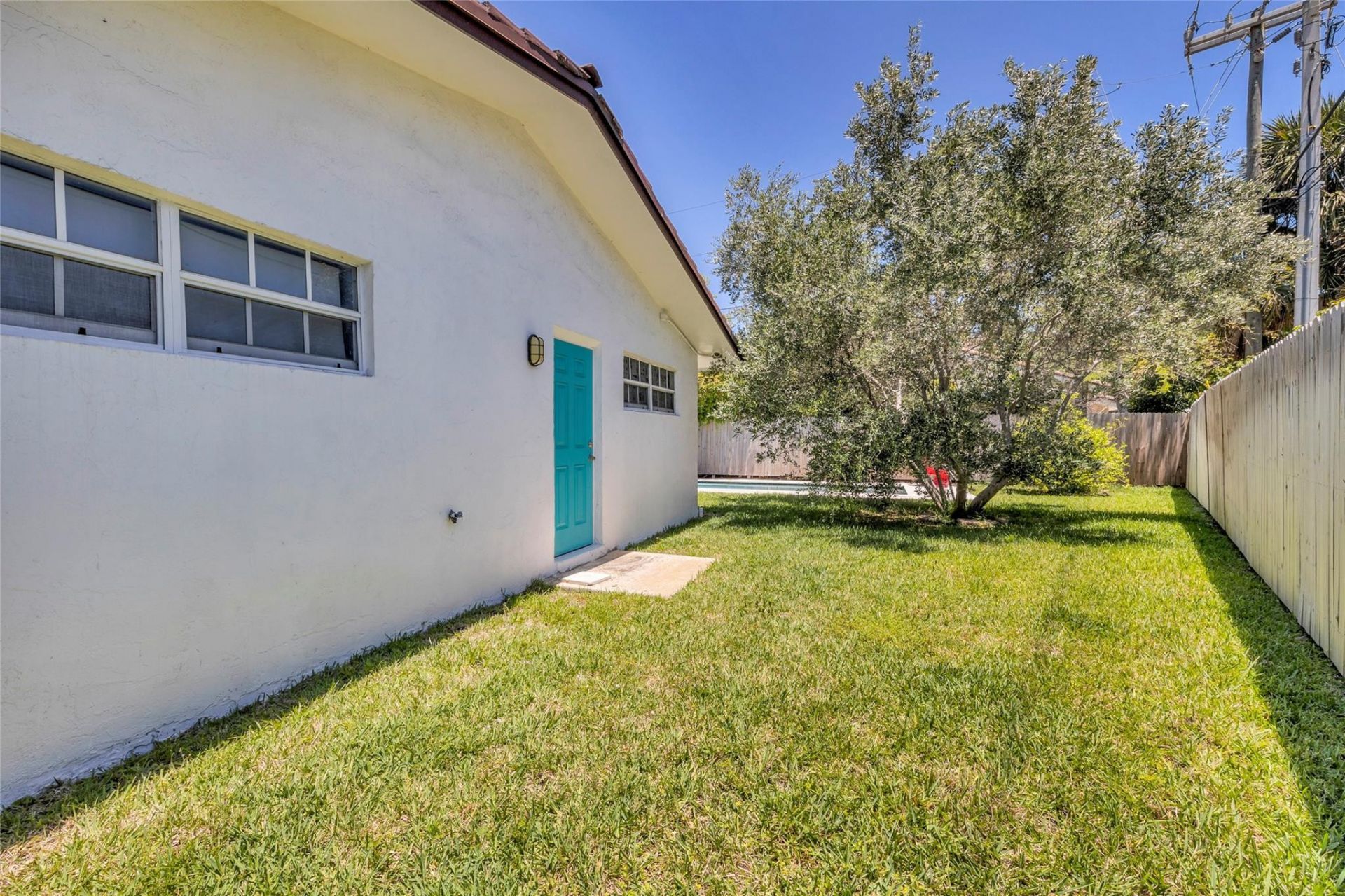 3213 Dover Road, Pompano Beach, FL 33062 Photo