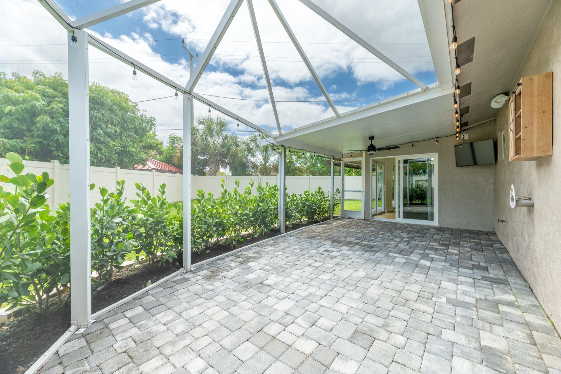8099 Santa Fe Trail, Boca Raton, FL 33487 Photo