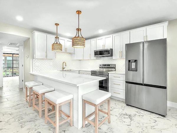 2929 SE Ocean Boulevard, Unit E4, Stuart, FL 34996