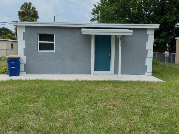 2509 Ave L, Fort Pierce, FL 34947