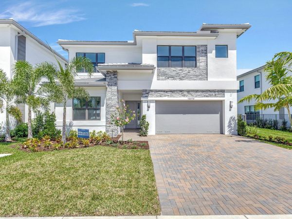 13079 Feathering Way, Palm Beach Gardens, FL 33412