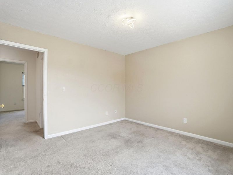 722 Michael View Court, Unit 122, Worthington, OH 43085 Photo 28