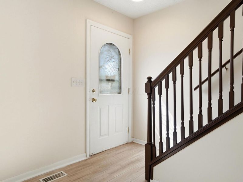 722 Michael View Court, Unit 122, Worthington, OH 43085 Photo 6