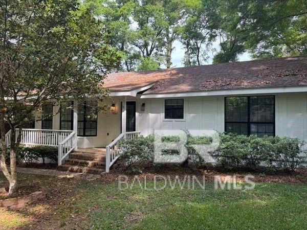 7067 Hickory Lane, Fairhope, AL 36532