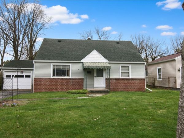 89 Alpine Road, Rochester, NY 14612