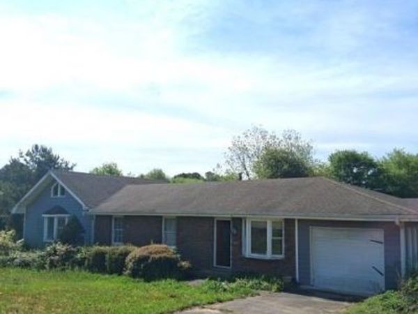 123 W Main Street W, Kingston, GA 30145