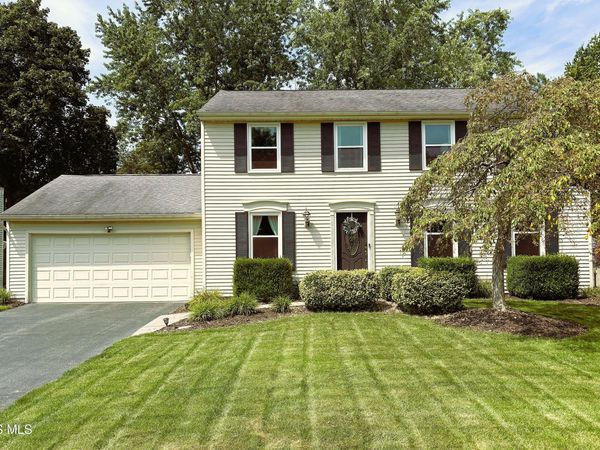 3829 Barleyton Circle, Sylvania, OH 43560