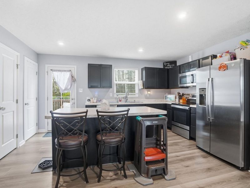 207 Chesapeake Circle, Springfield, OH 45505 Photo 10