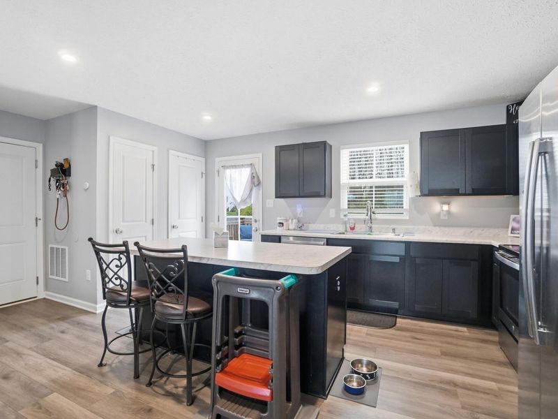 207 Chesapeake Circle, Springfield, OH 45505 Photo 11