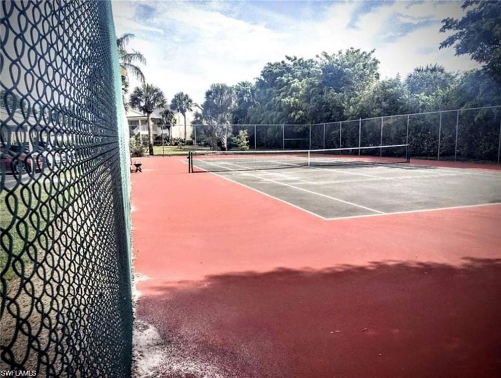 1120 Sarah Jean Cir, Unit B205, Naples, FL 34110 Photo