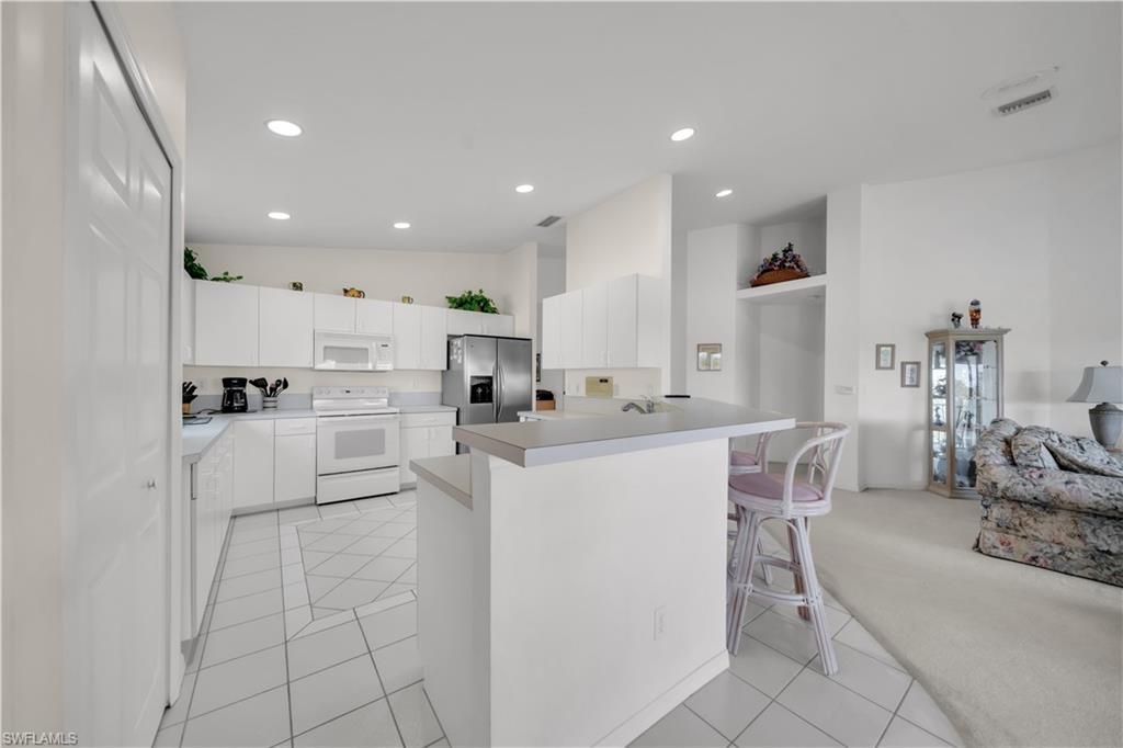 8460 Southbridge Dr, Unit 3, Estero, FL 33967 Photo