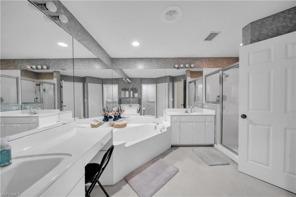 8460 Southbridge Dr, Unit 3, Estero, FL 33967 Photo