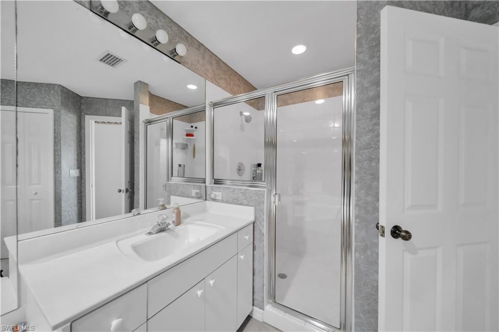 8460 Southbridge Dr, Unit 3, Estero, FL 33967 Photo