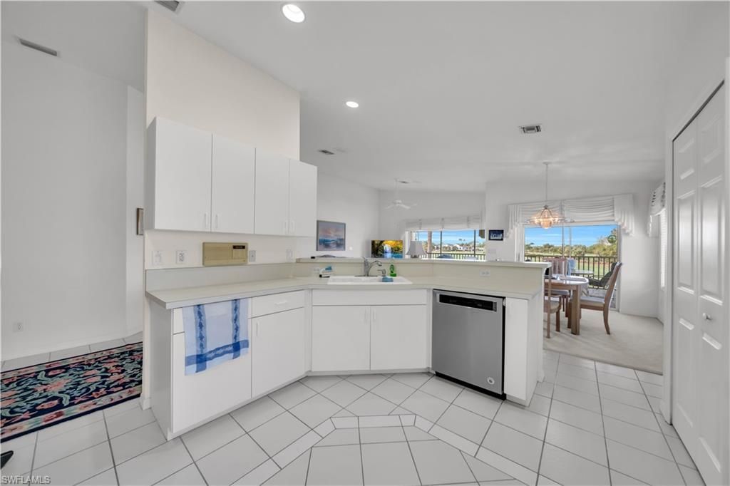 8460 Southbridge Dr, Unit 3, Estero, FL 33967 Photo