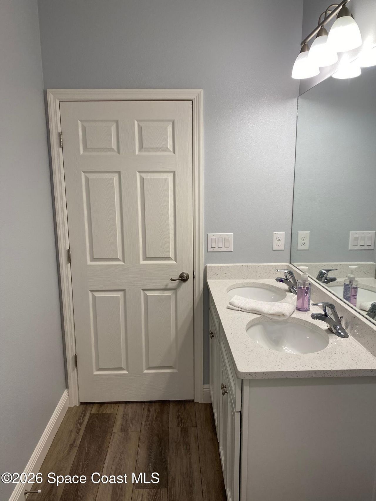 8231 Laguna Circle, Micco, FL 32976 Photo