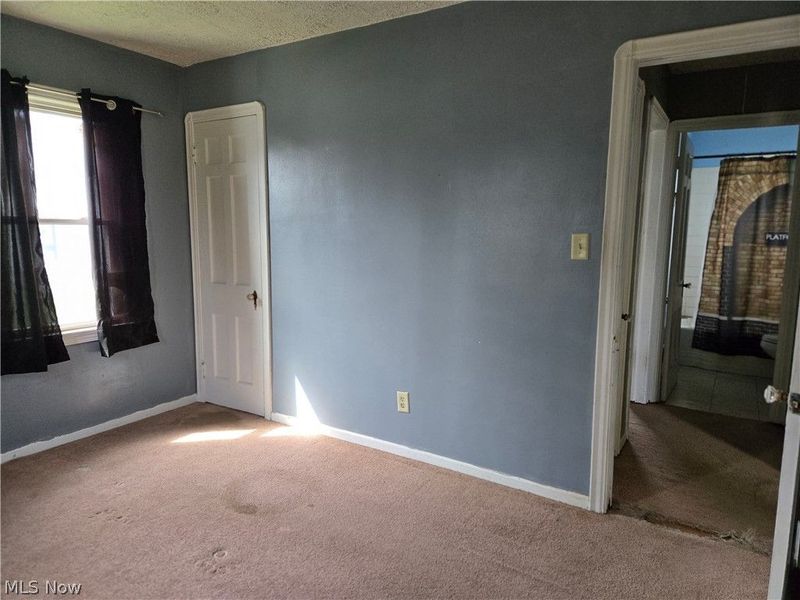 12416 Mortimer Avenue, Cleveland, OH 44111 Photo 12