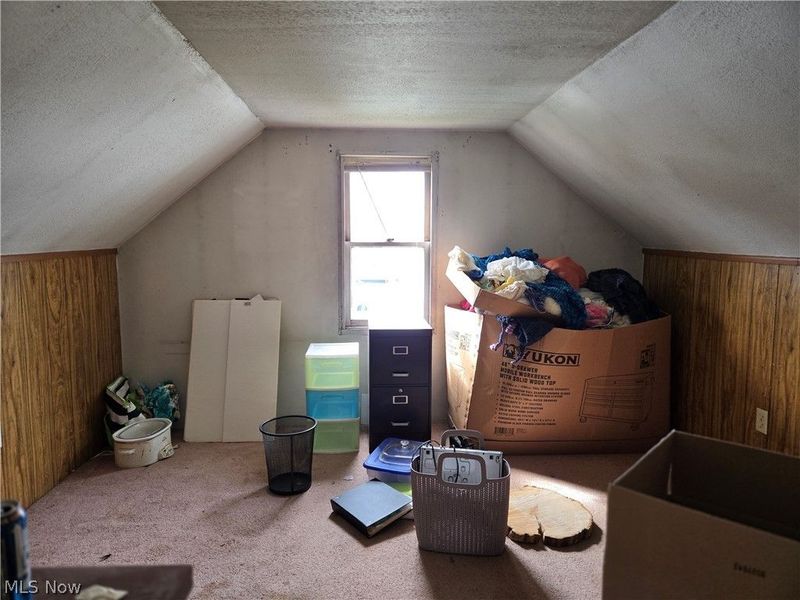 12416 Mortimer Avenue, Cleveland, OH 44111 Photo 18