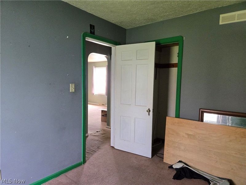 12416 Mortimer Avenue, Cleveland, OH 44111 Photo 4