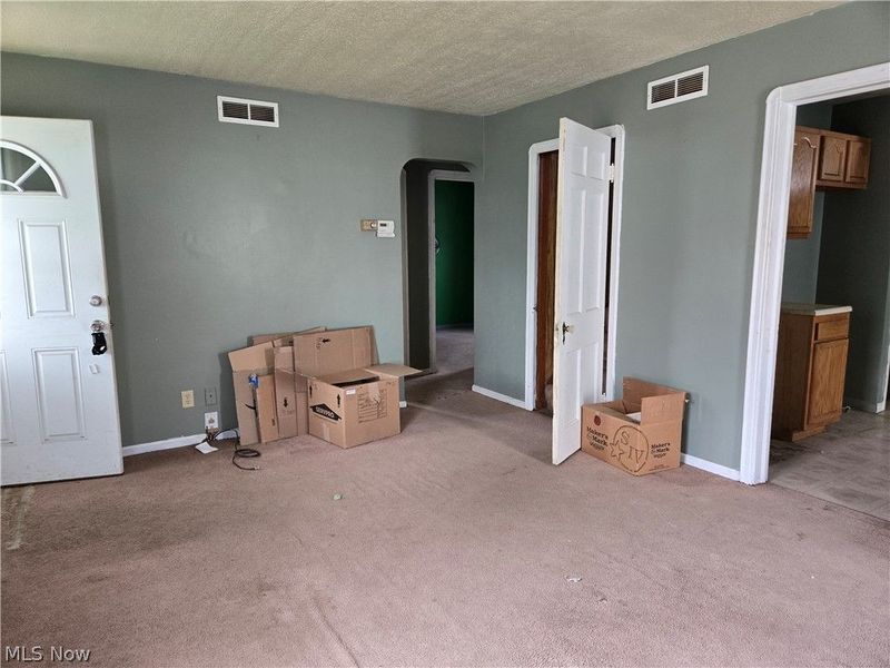 12416 Mortimer Avenue, Cleveland, OH 44111 Photo 6