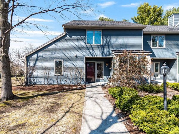 911 Dorset Street, Unit #54, South Burlington, VT 05403