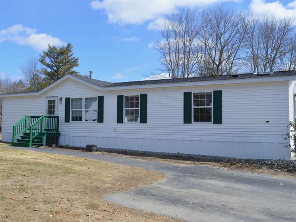 15 South Cranberry Lane, Rochester, NH 03867