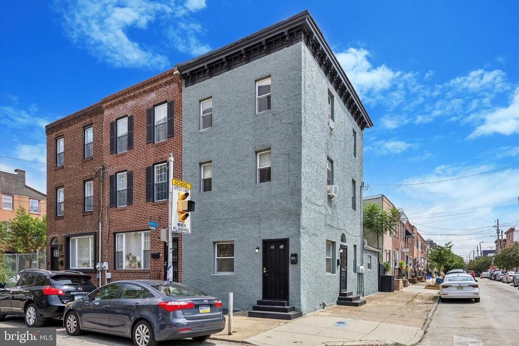 1235 E Berks Street, Philadelphia, PA 19125 Main Photo