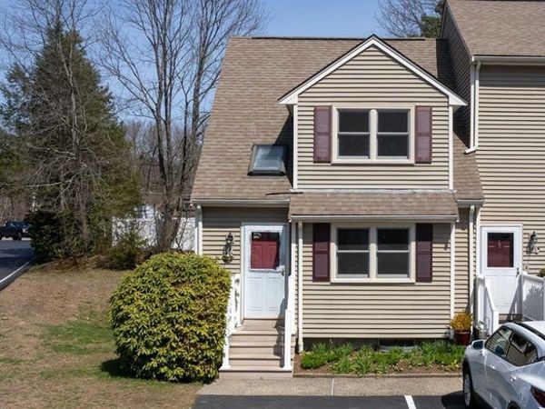 1 Heritage Drive, Unit 1, Medway, MA 02053