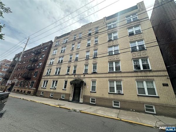311 79th Street 9, NORTH BERGEN, NJ 07047