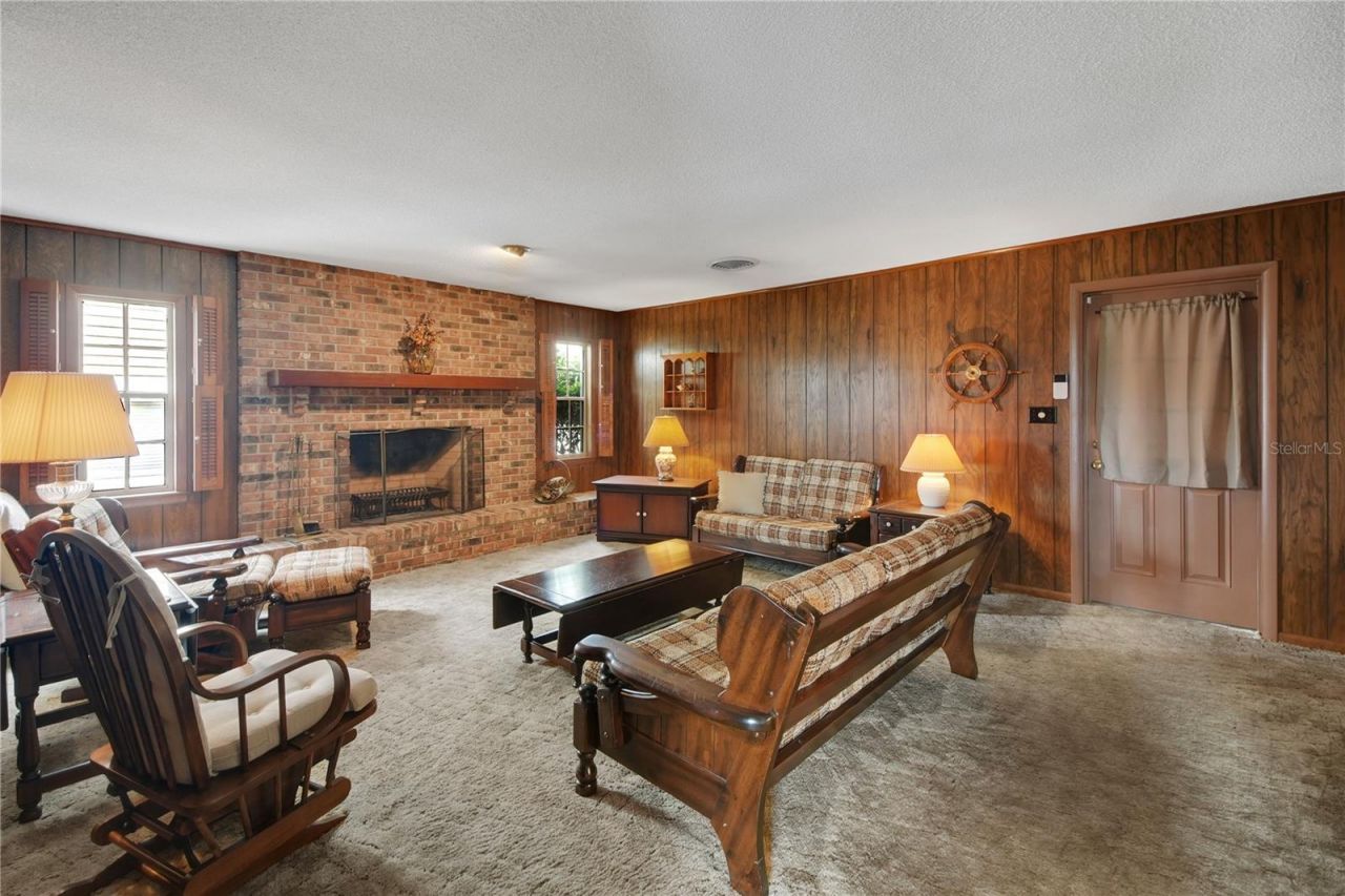 2214 Topping Place , Eustis, FL 32726 Photo