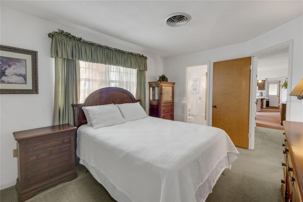 2214 Topping Place , Eustis, FL 32726 Photo