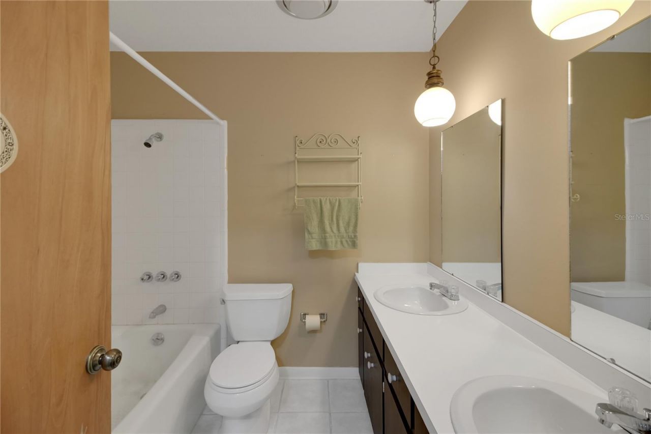 2214 Topping Place , Eustis, FL 32726 Photo