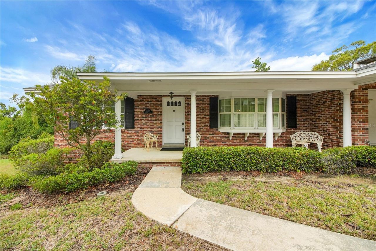 2214 Topping Place , Eustis, FL 32726 Photo