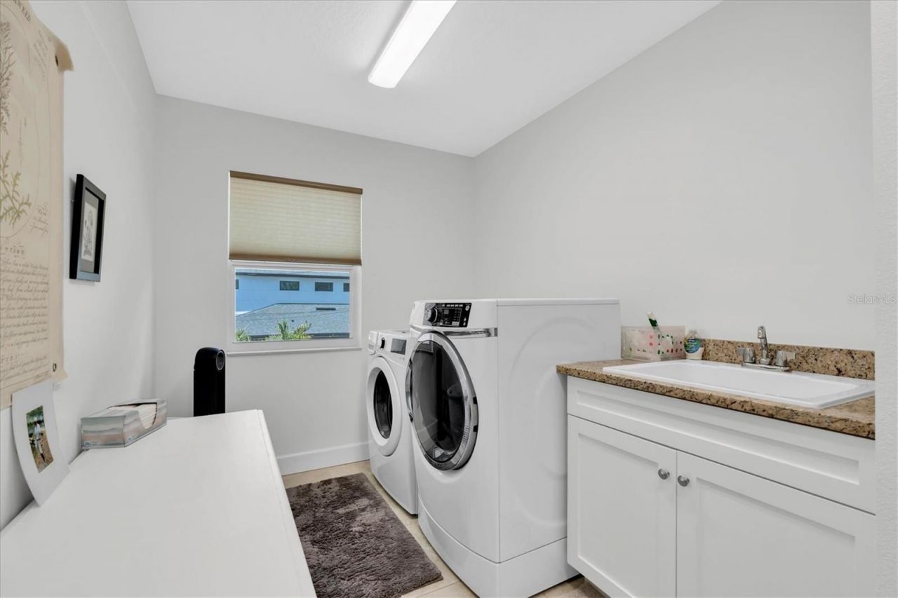 520 65th Street N, Saint Petersburg, FL 33710 Photo