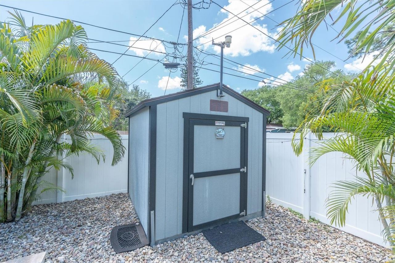 520 65th Street N, Saint Petersburg, FL 33710 Photo