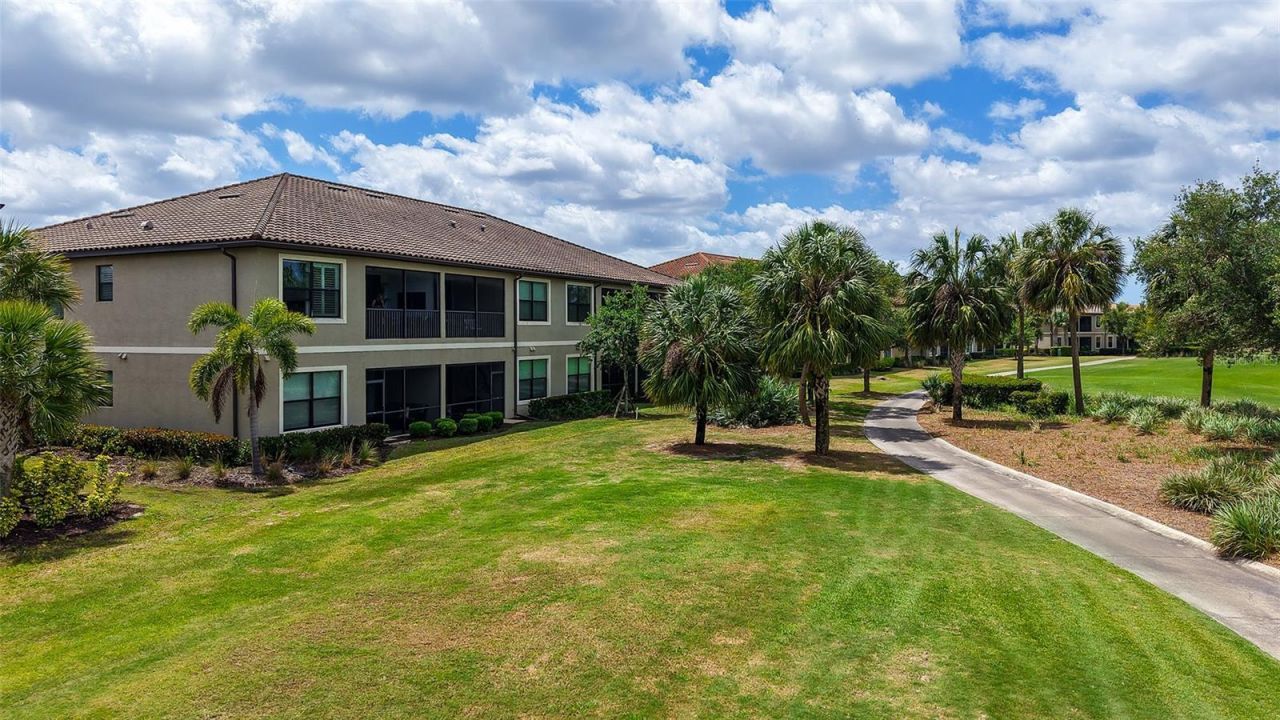 13731 Messina Loop, Unit 102, Bradenton, FL 34211 Photo