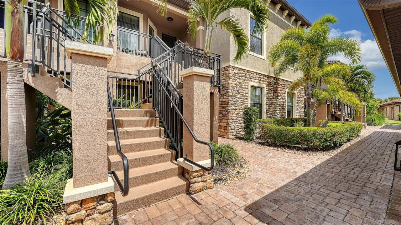 13731 Messina Loop, Unit 102, Bradenton, FL 34211 Photo