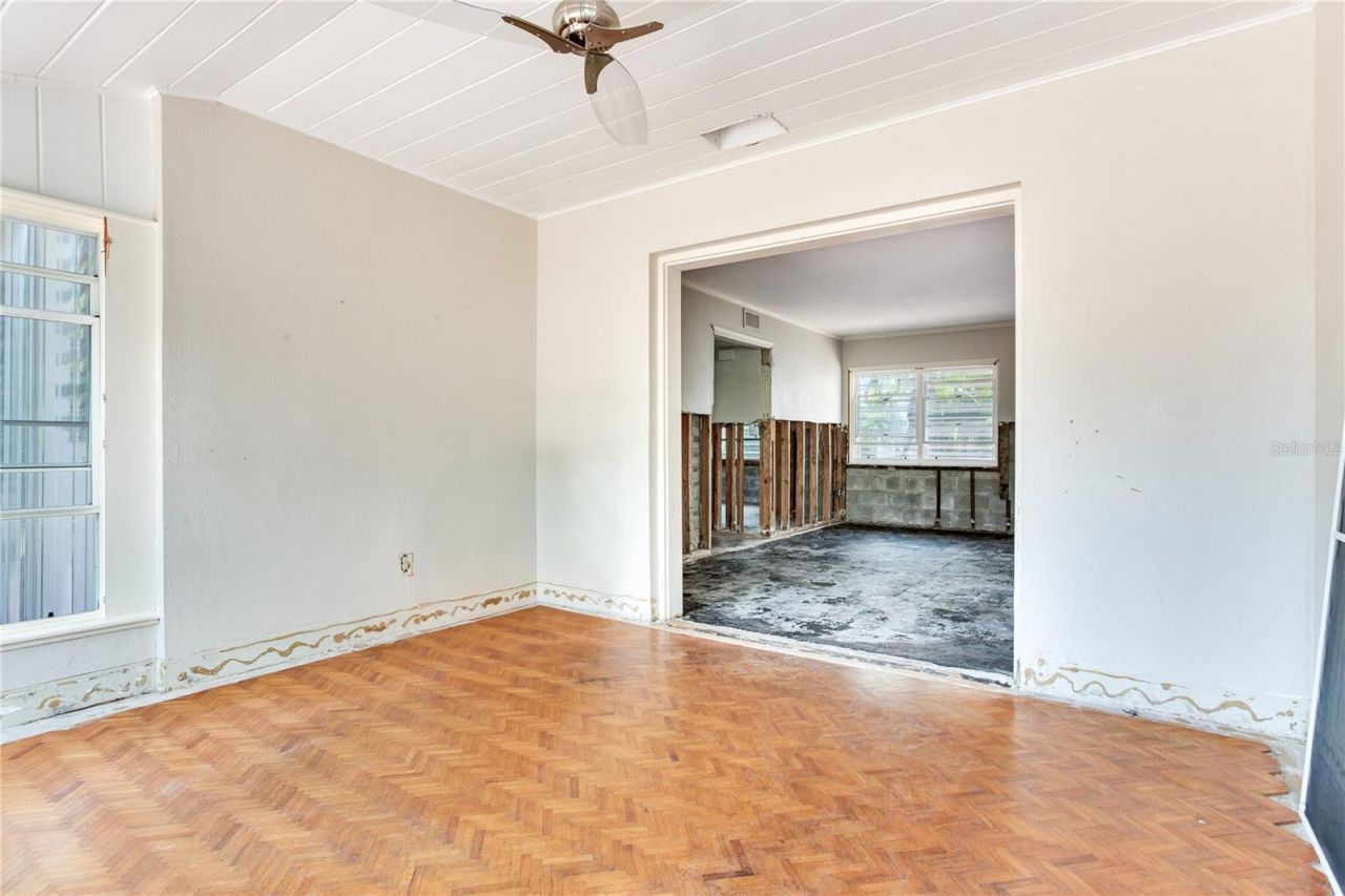 16107 Gulf Boulevard, Redington Beach, FL 33708 Photo