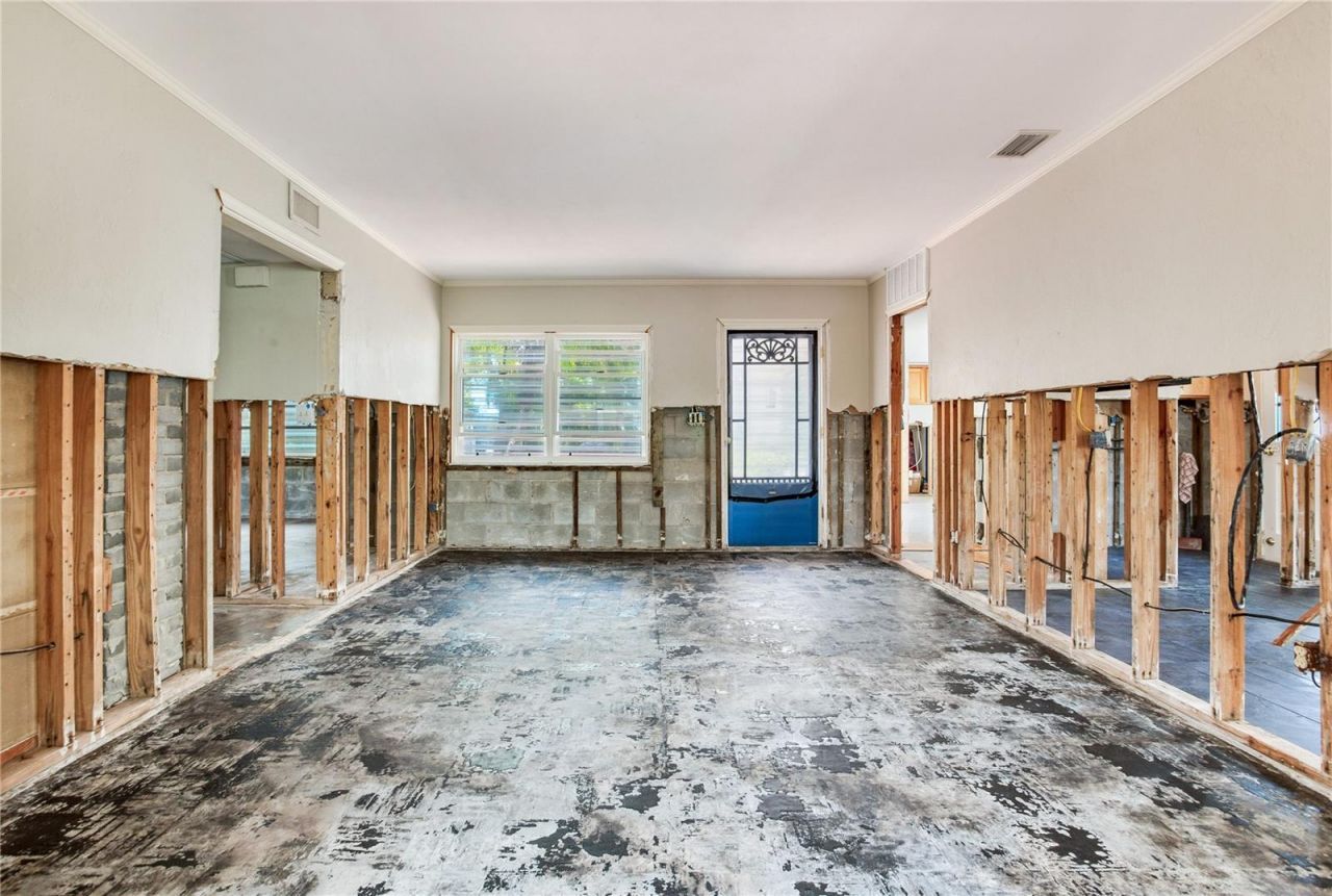 16107 Gulf Boulevard, Redington Beach, FL 33708 Photo