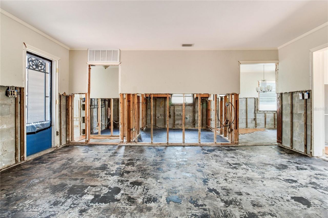 16107 Gulf Boulevard, Redington Beach, FL 33708 Photo