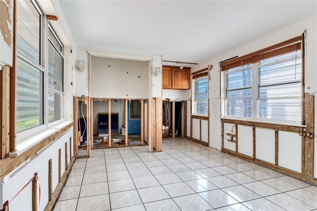 16107 Gulf Boulevard, Redington Beach, FL 33708 Photo