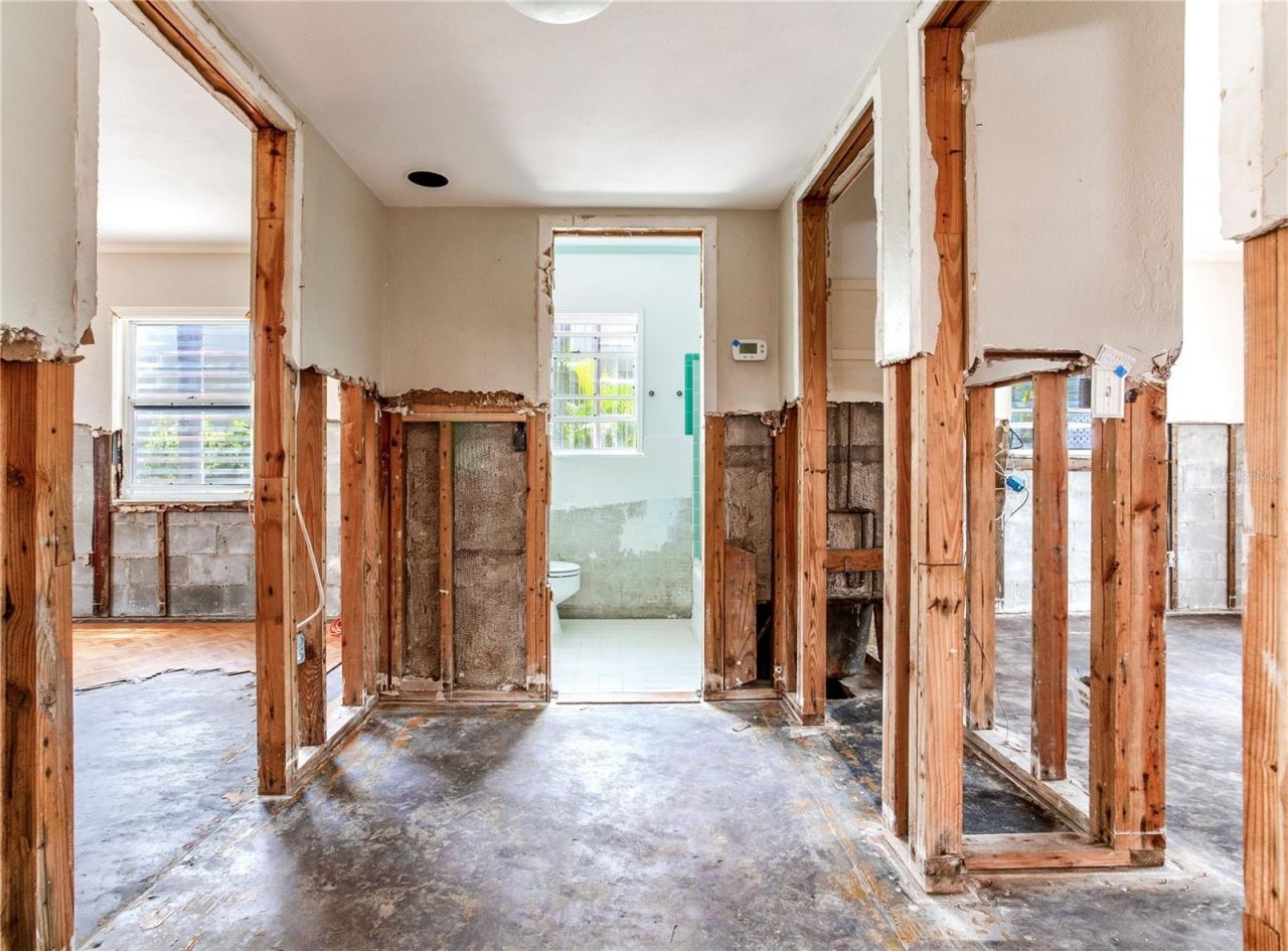 16107 Gulf Boulevard, Redington Beach, FL 33708 Photo