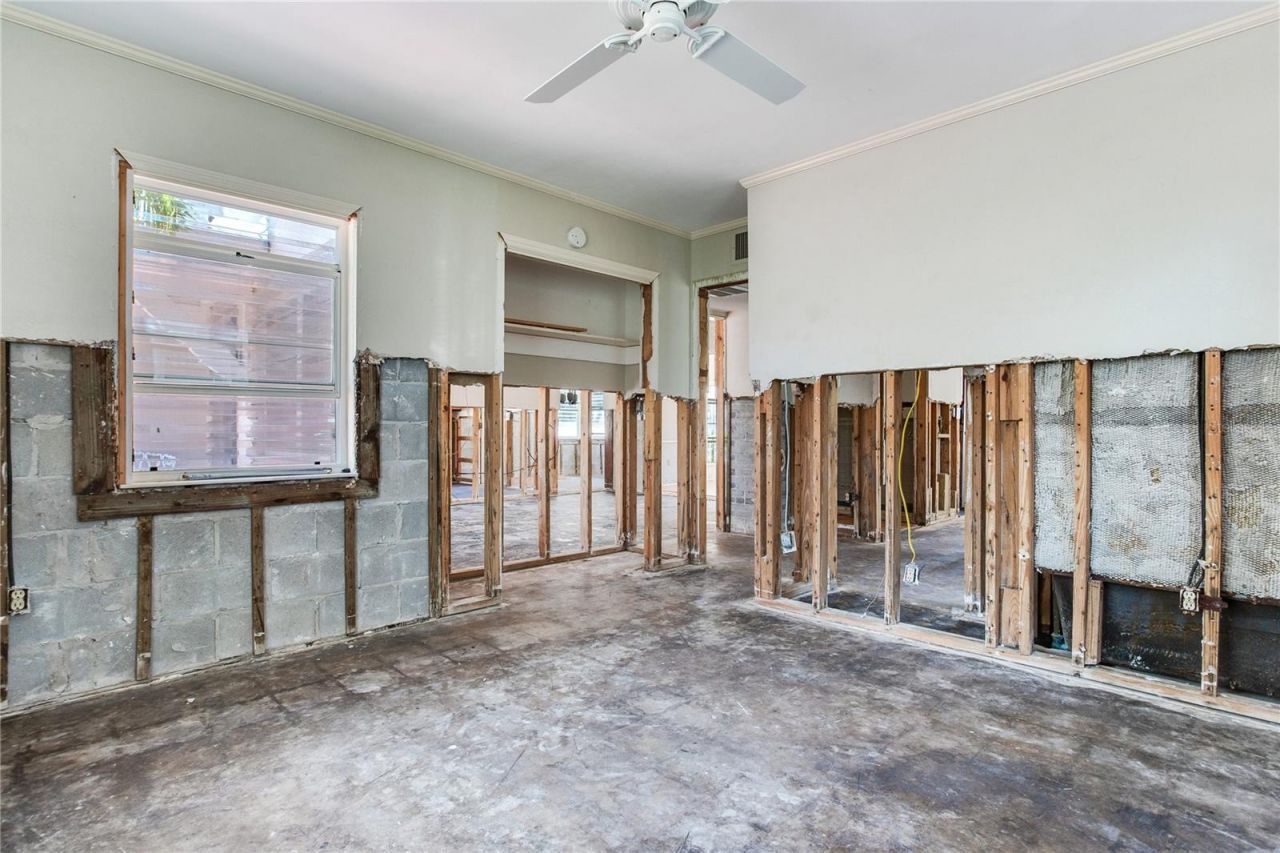 16107 Gulf Boulevard, Redington Beach, FL 33708 Photo